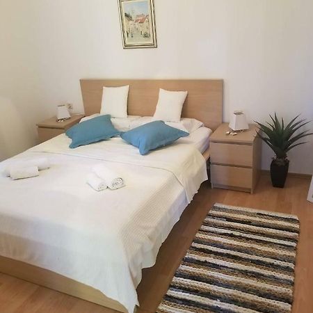 Apartment Diana - Great Location, Cosy 2 Bedroom, 2 Bathroom Apt Kukljica Εξωτερικό φωτογραφία
