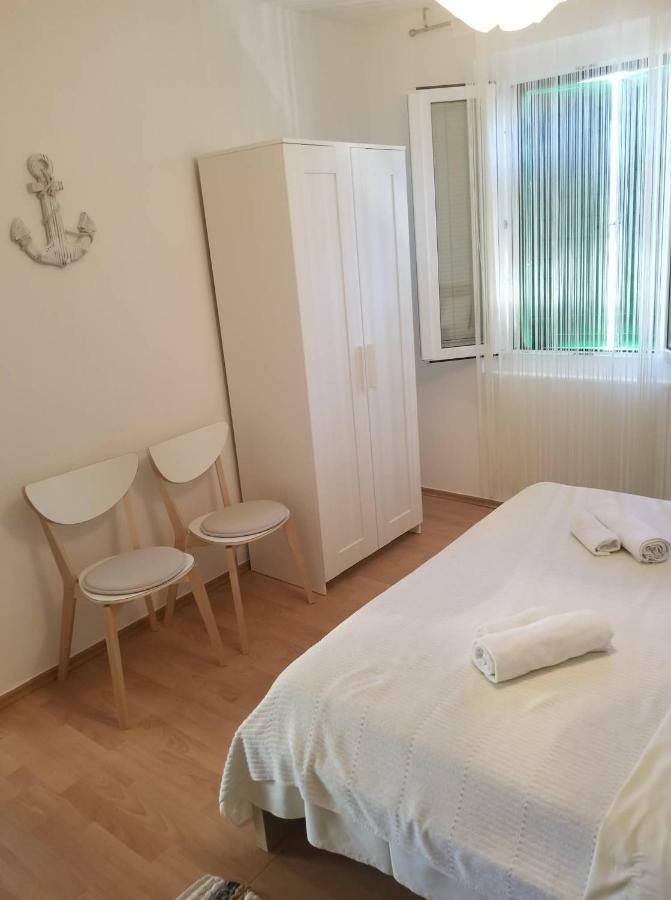 Apartment Diana - Great Location, Cosy 2 Bedroom, 2 Bathroom Apt Kukljica Εξωτερικό φωτογραφία